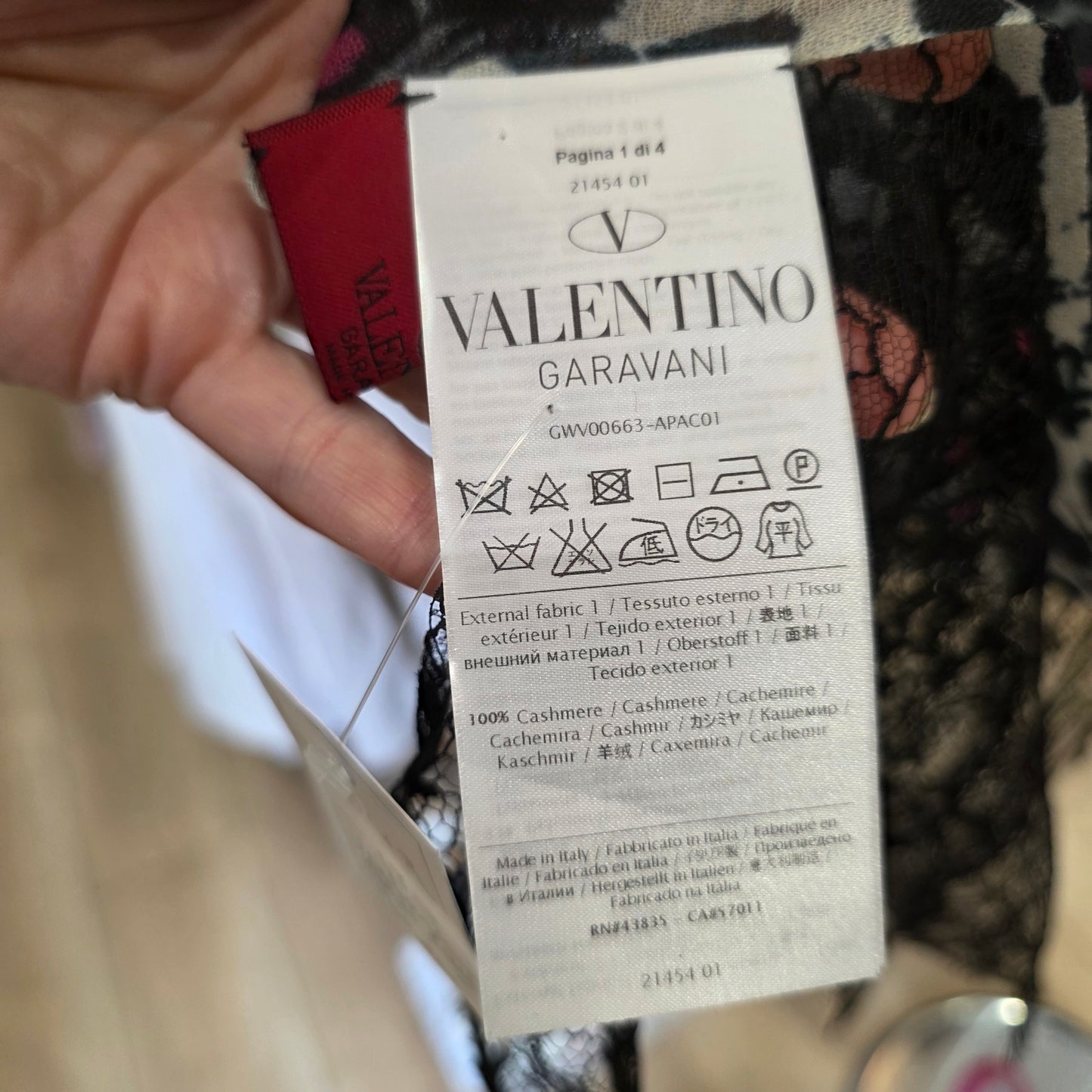 Valentino Black and Fuscia Animal Print Scarf 💯 Cashmere