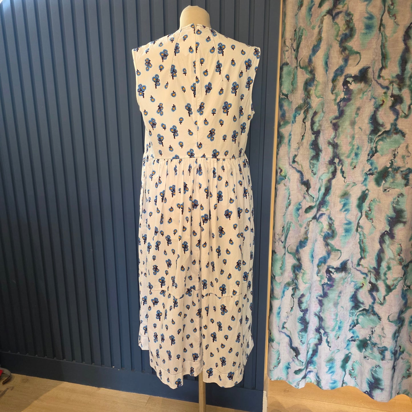 Marni White and Blue Floral Dress - 12